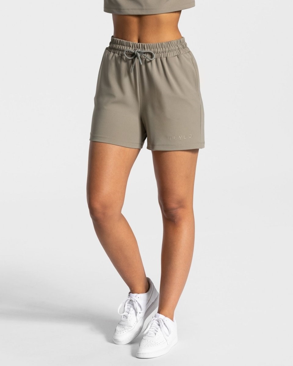 TEVEO Charming Oversized Shorts Khaki | 803651OYT