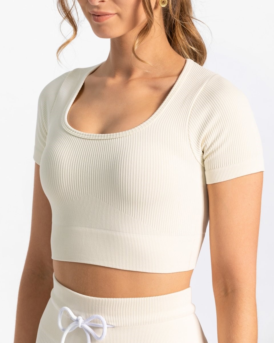 TEVEO Gerippt Crop Top Ivory | 581047QMV