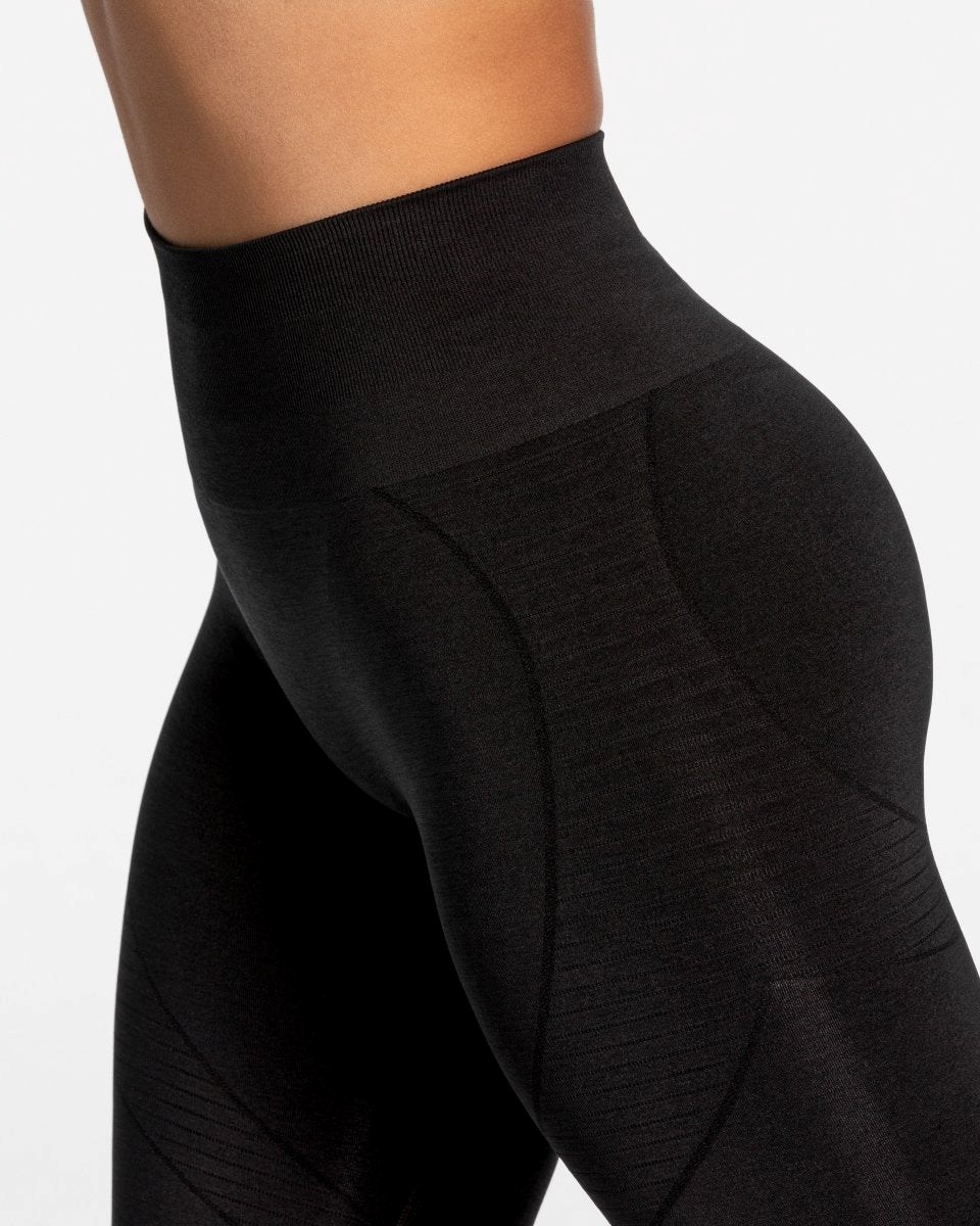 TEVEO True Leggings Schwarz | 254703OMS